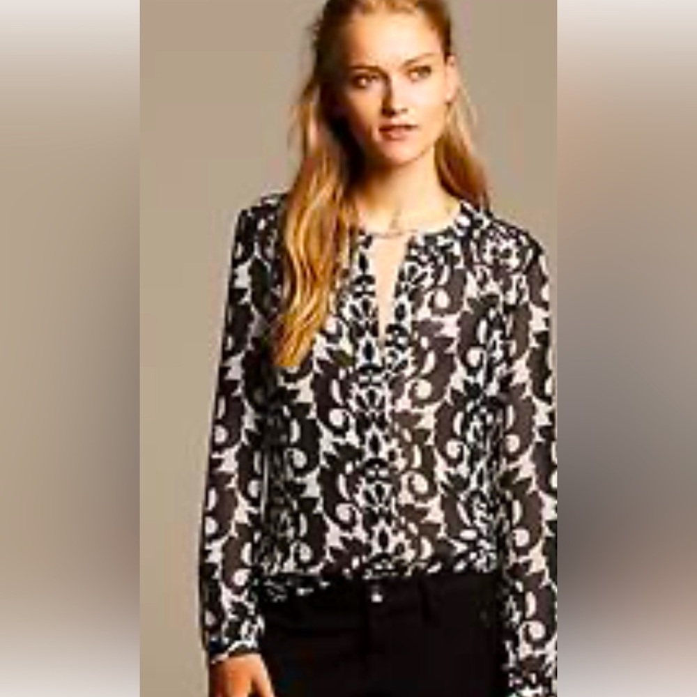 Banana Republic Black and White Floral Scroll Patterned Blouse Sz S